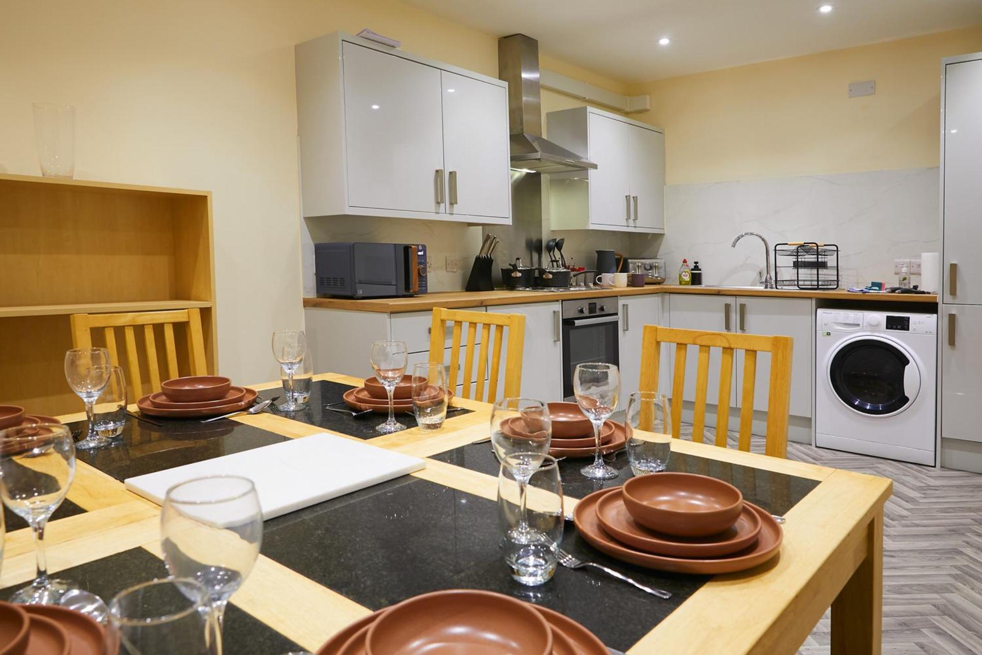 25 Newborough By Stay In Скарборо Экстерьер фото